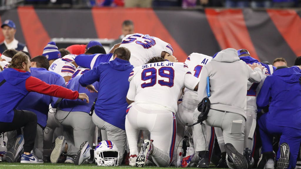 Dallas Cowboys send well wishes to injured Buffalo Bills player