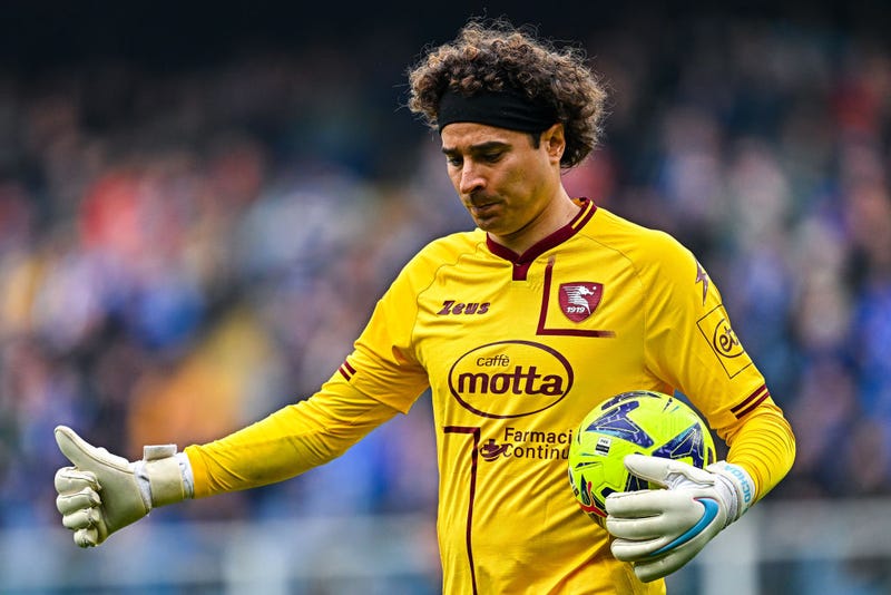 Memo Ochoa