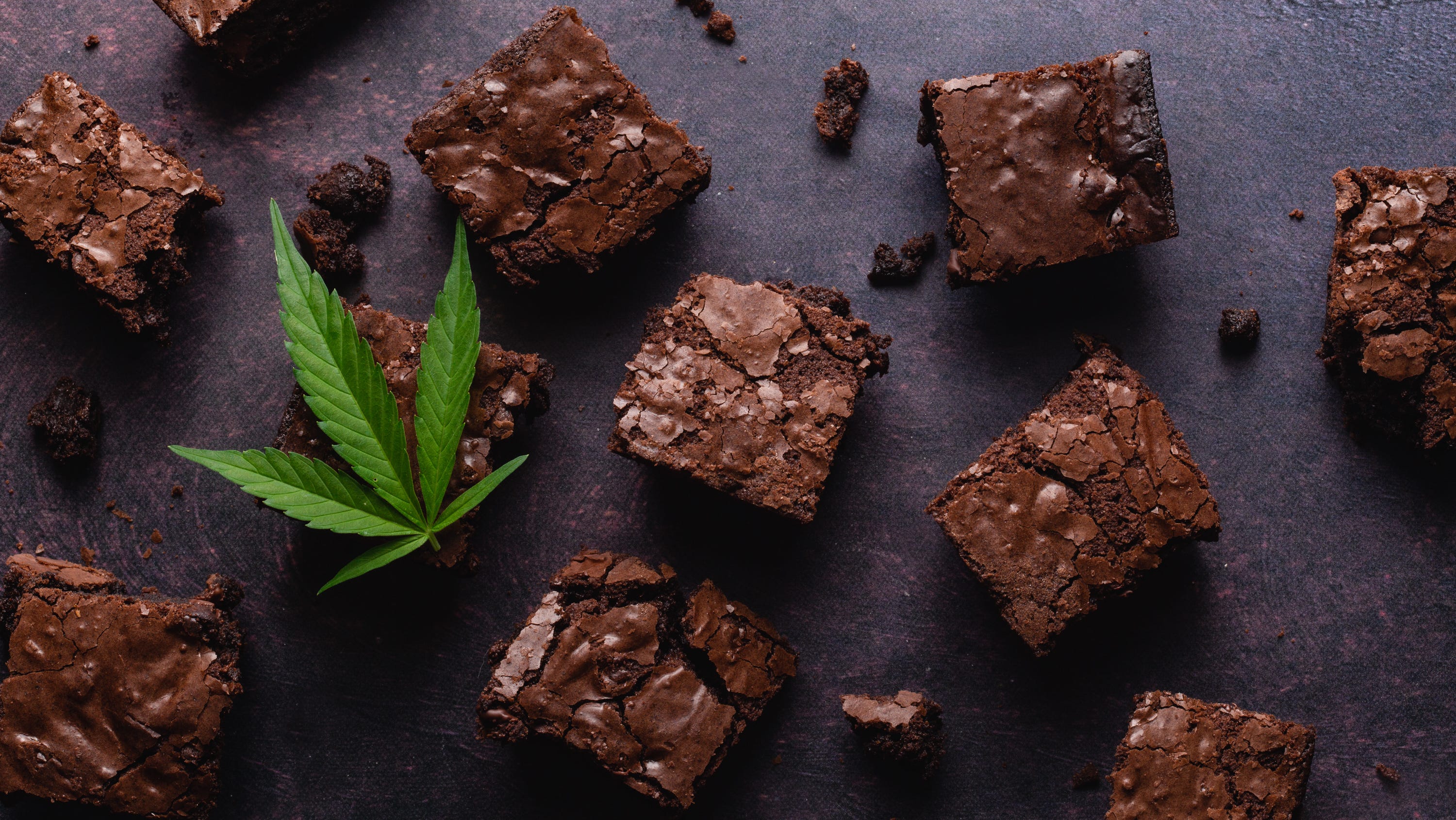 Florida deputy accused of selling marijuana brownies to inmates
