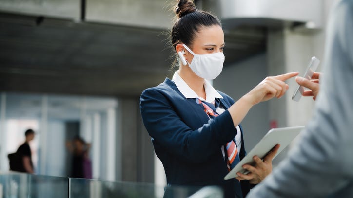 14 Hawaiian Airlines Flight Attendants Test Positive for COVID-19