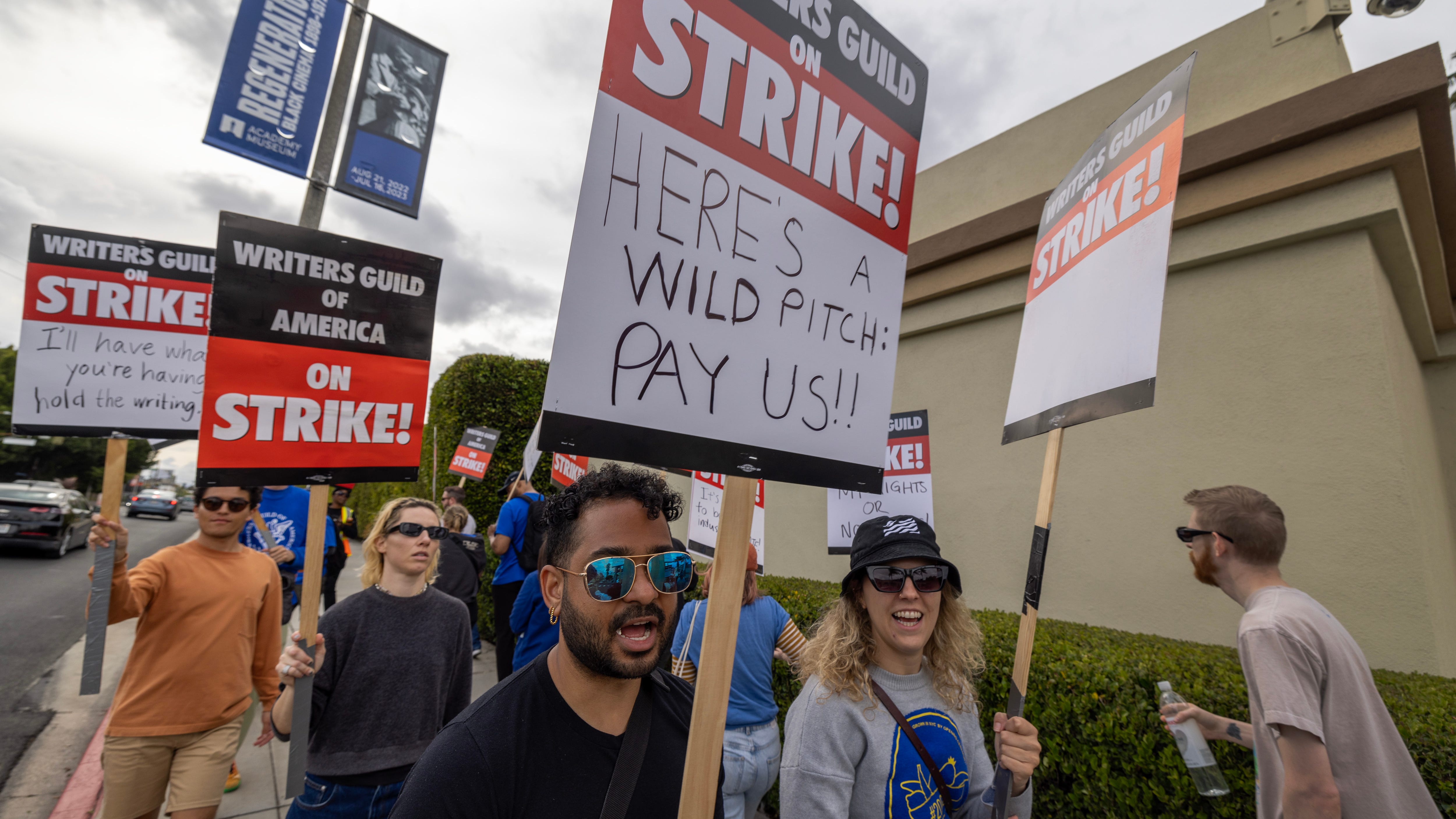 LA County Supervisors to throw formal support behind WGA strike
