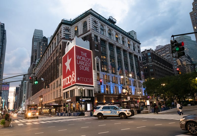 The stabbing happened at West 34th Street and Sixth AvenueaThe stabbing happened in the subway at West 34th Street and Sixth Avenue
