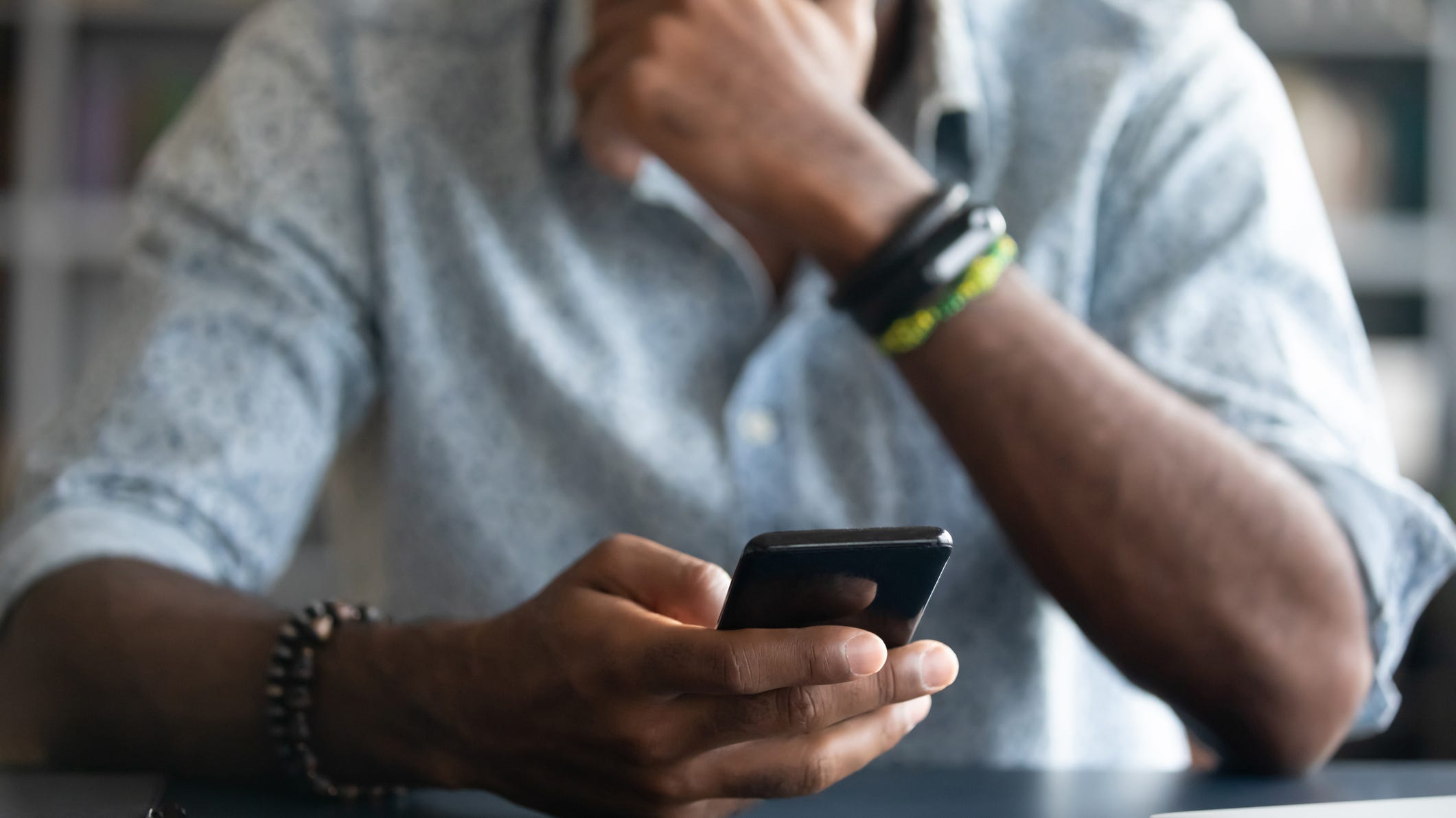 Dana & Parks: Why is it so hard to delete old phone numbers?