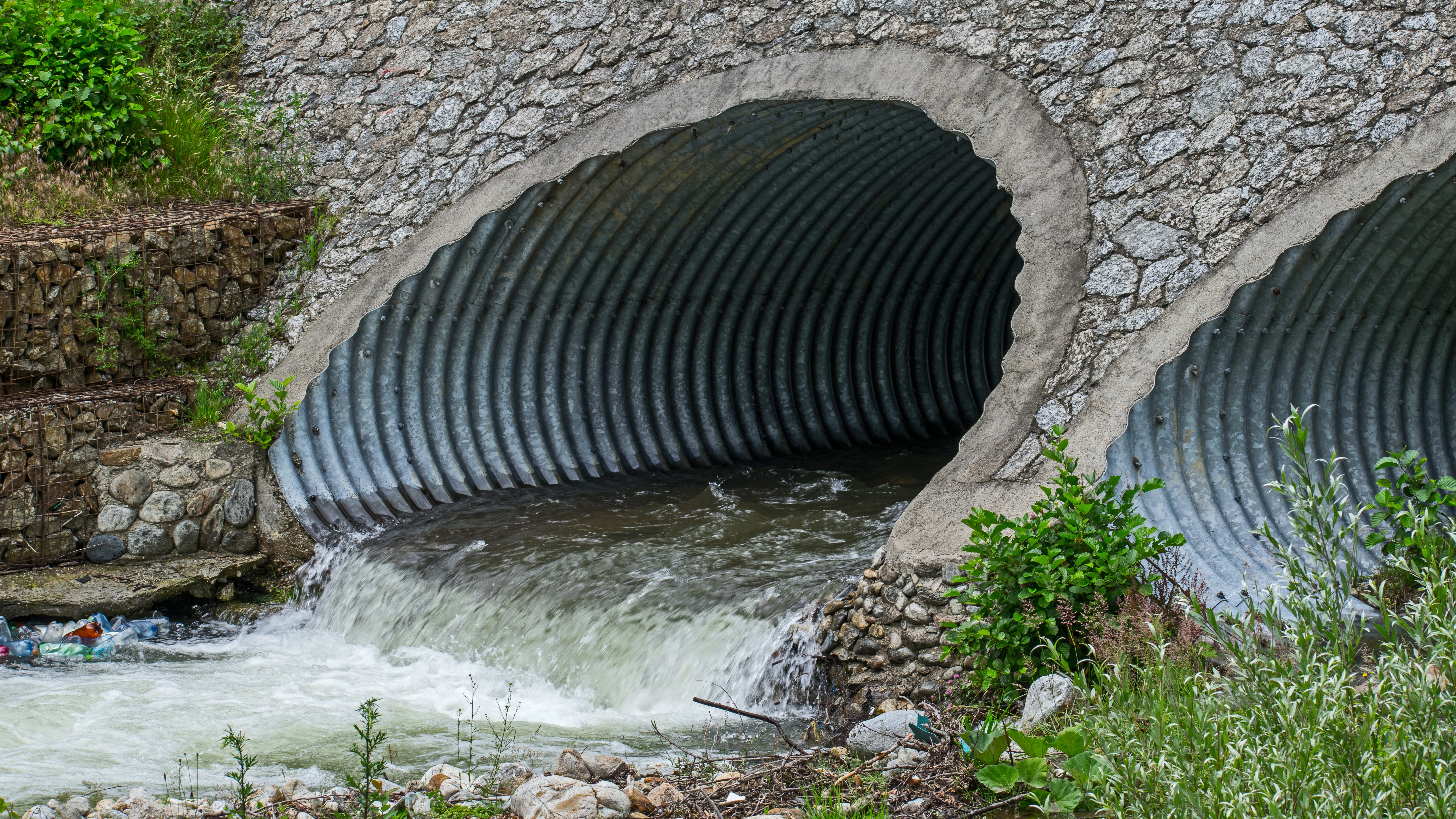 2 girls rescued after getting stuck in a Crystal Lake storm drain: Officials