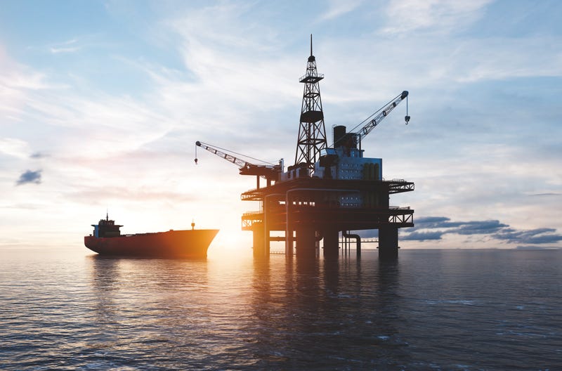oil rig on ocean