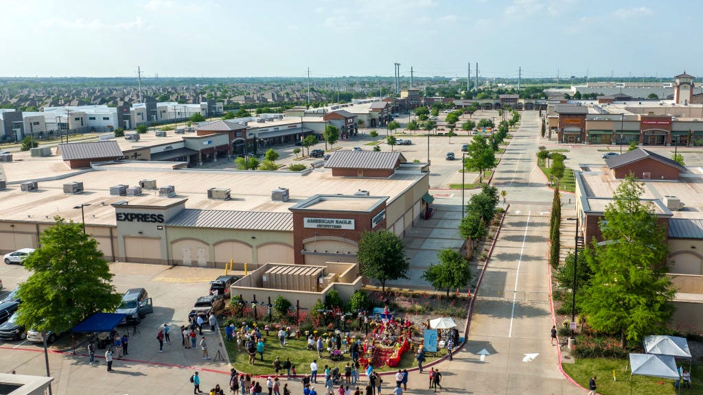 Allen Premium Outlets Mall to reopen today, first time since mass shooting