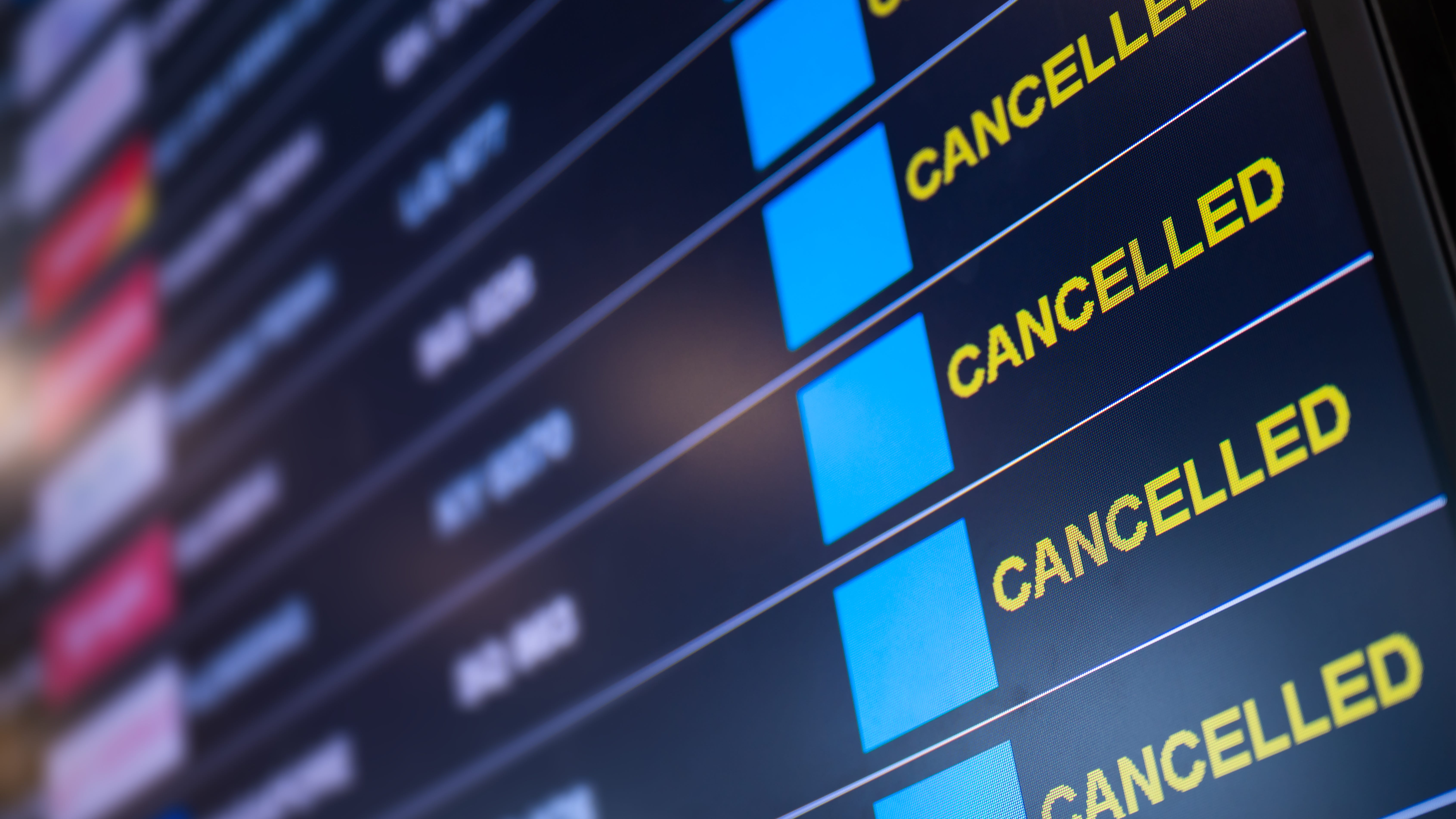 20,000 flights canceled between now and Labor Day