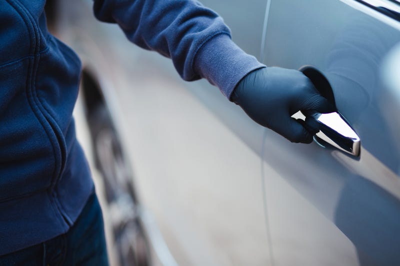 St. Charles County continues to see car thieves cross the river