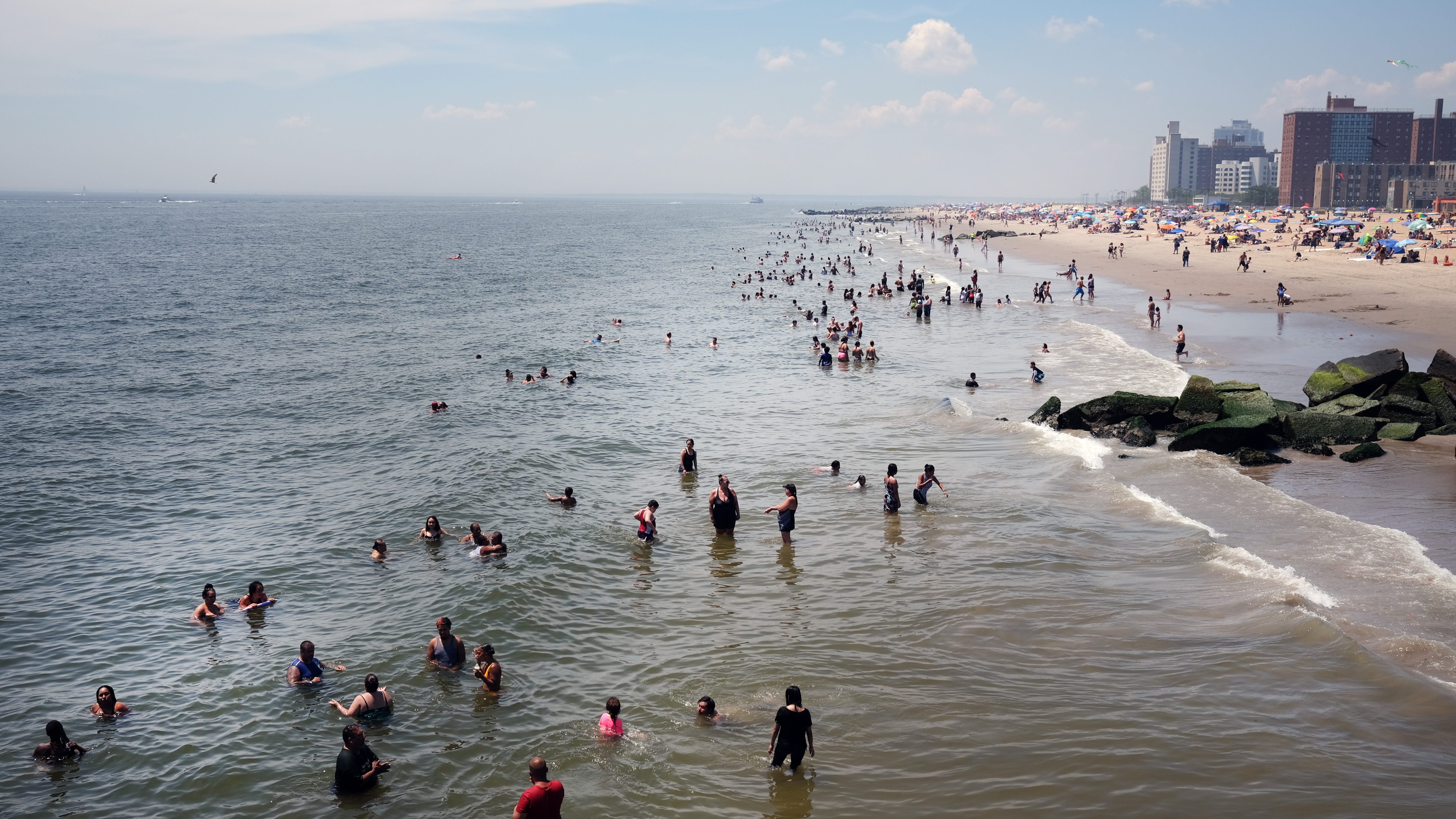 HEAT WAVE: 90-degree temps will bake NYC into next week; RealFeels to top 100