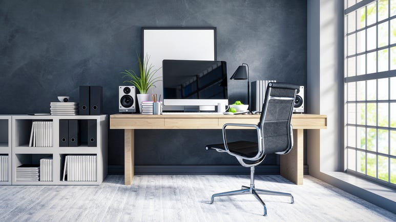 Poll finds that 40% of workers want to stay remote