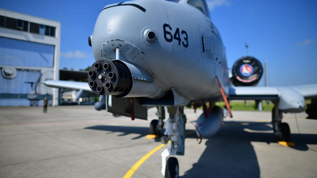 Beyond Selfridge, how did Macomb County become Michigan's 'arsenal of defense'?