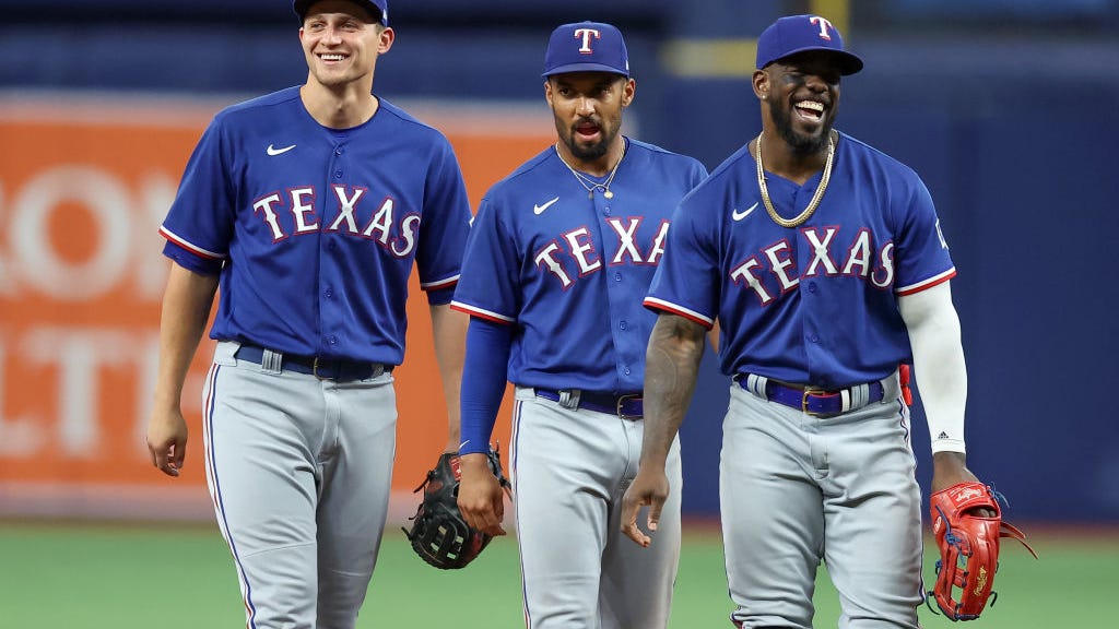 5 Rangers advance to final round of All-Star Game voting