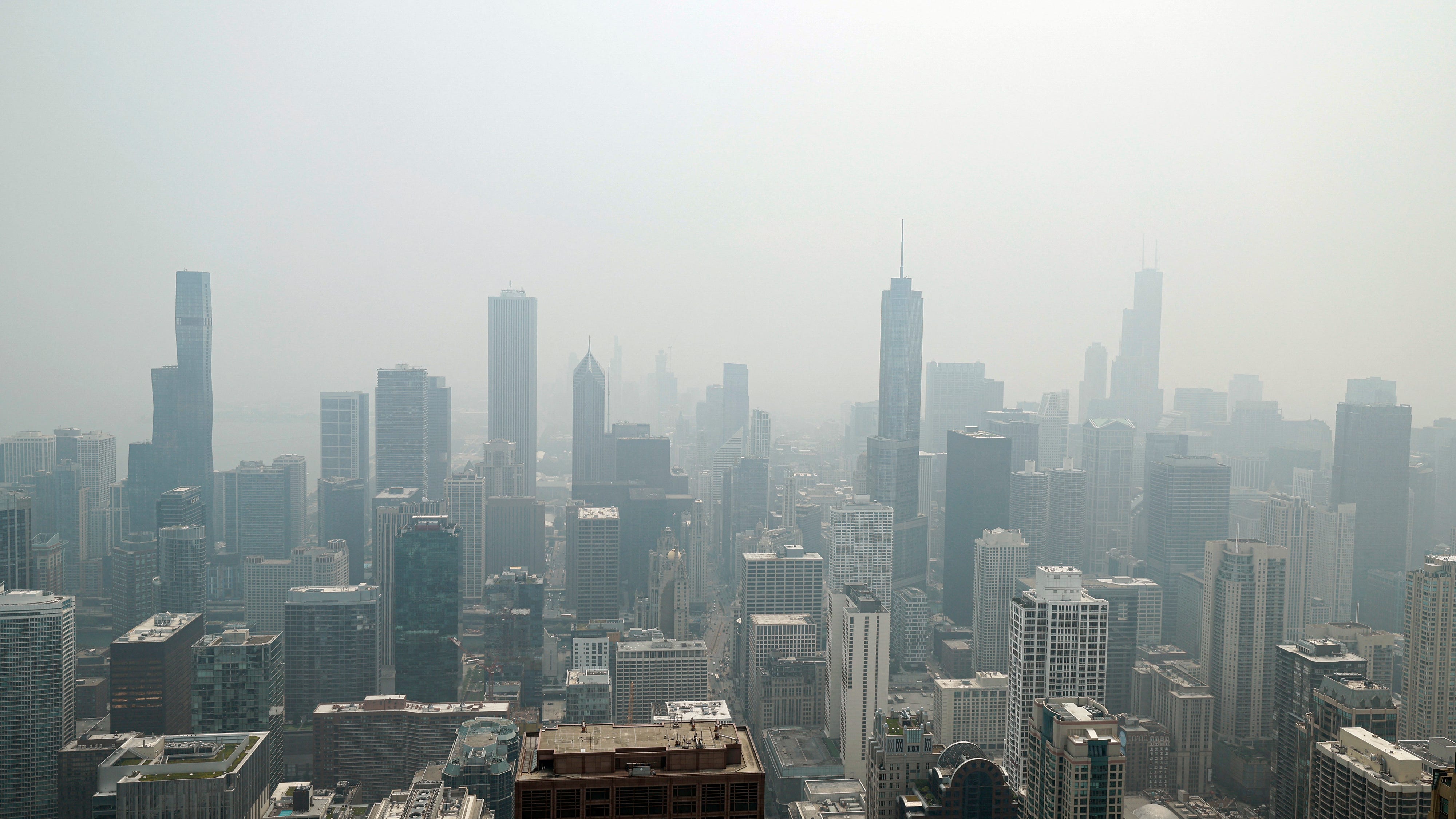 Illinois air quality 'very unhealthy' due to wildfires