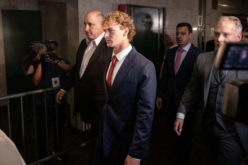 Former US Marine Daniel Penny (C) arrives at Manhattan criminal court for his arraignment on manslaughter charges in connection with the chokehold death of Jordan Neely, in New York, June 28, 2023