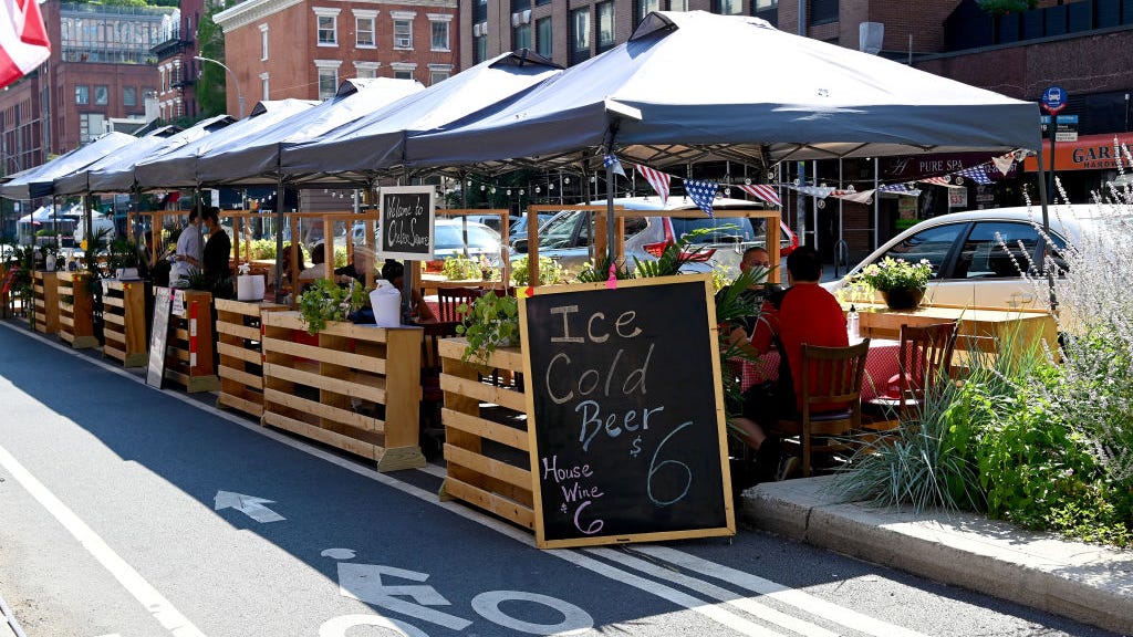 City Planning Commission approves making outdoor dining permanent, forwards vote to Council