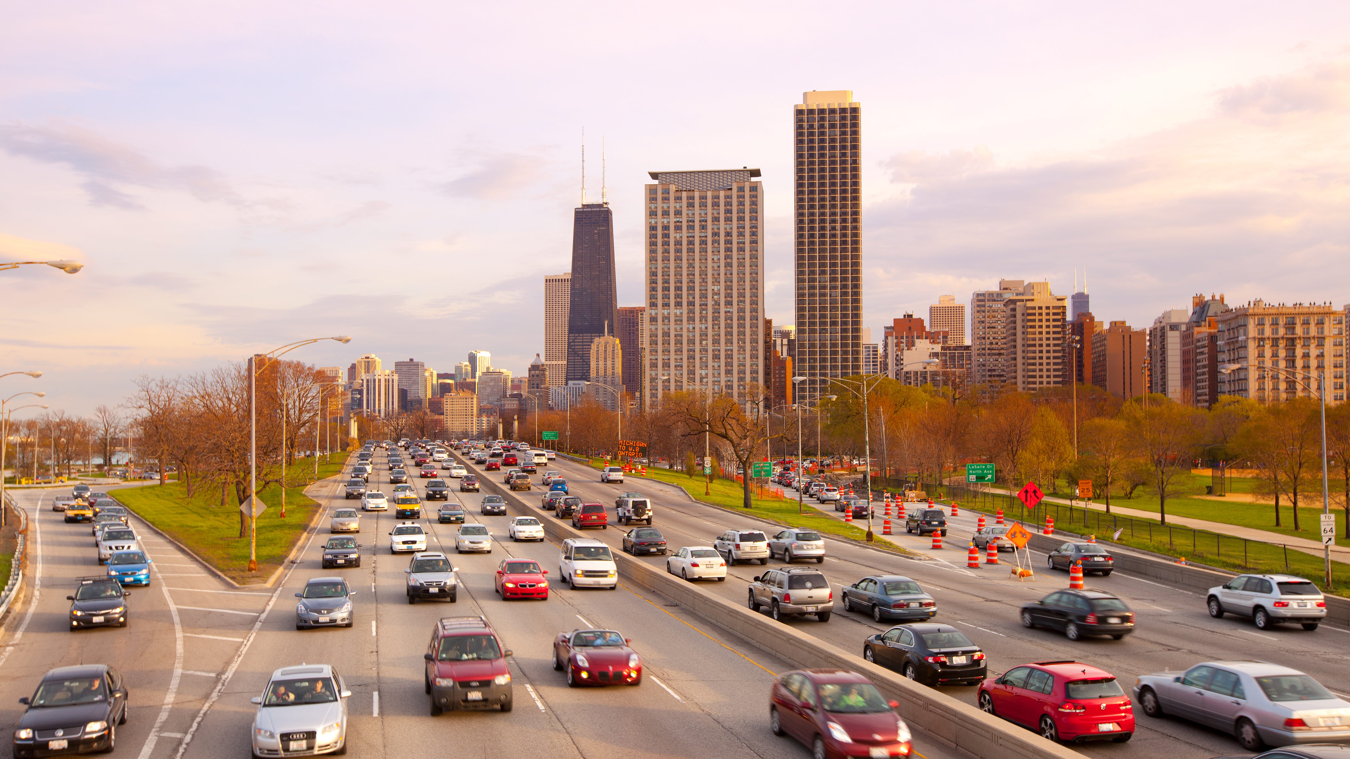 Lightfoot Administration seeks compromise ahead of key vote to rename Outer Lake Shore Drive