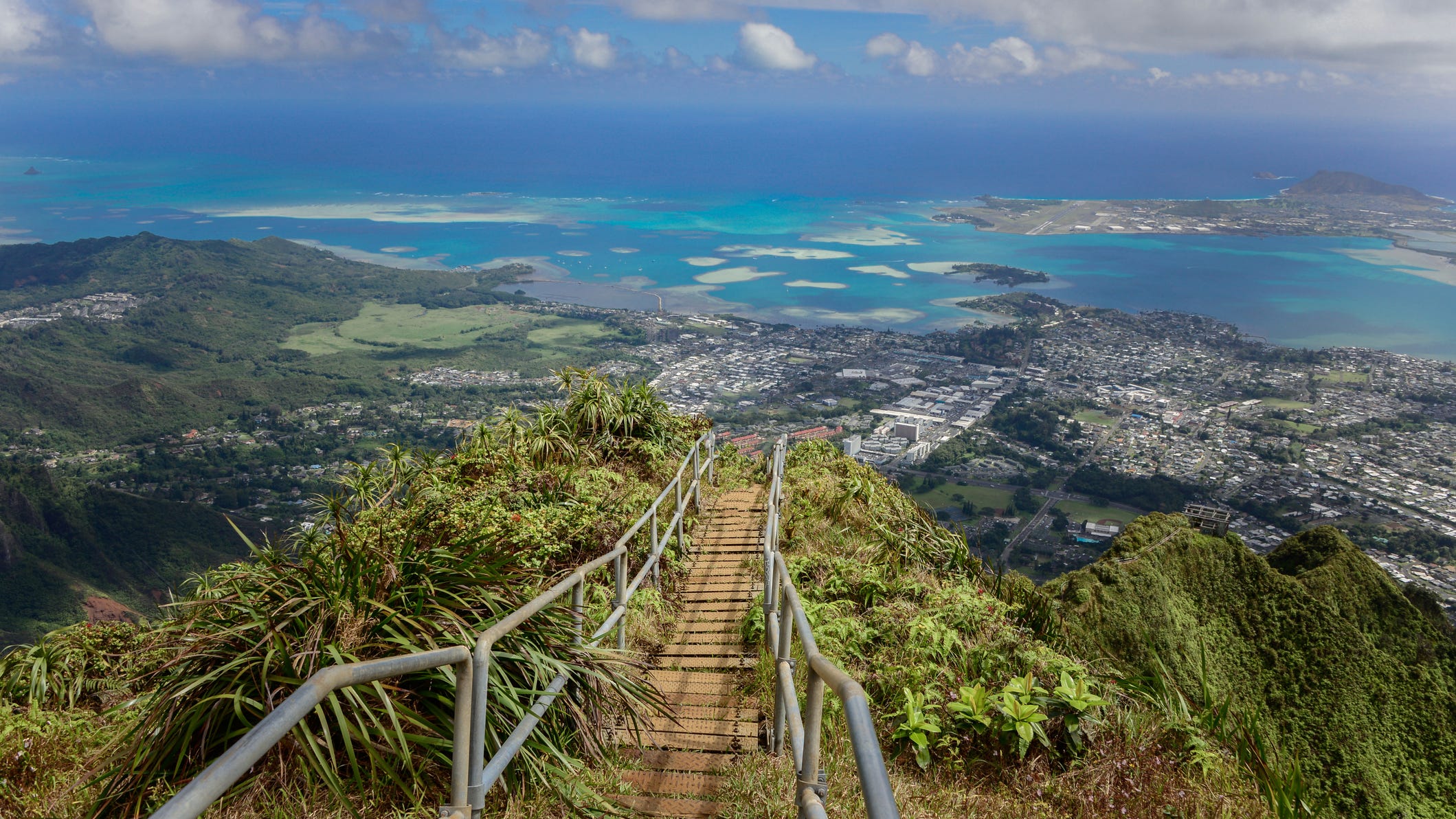Honolulu Mayor approves $1M plan to destroy famous 'Stairway to Heaven'