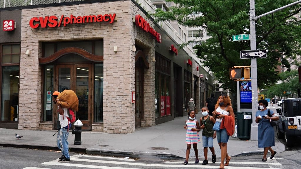 CVS raising minimum wage to $15 by July 2022