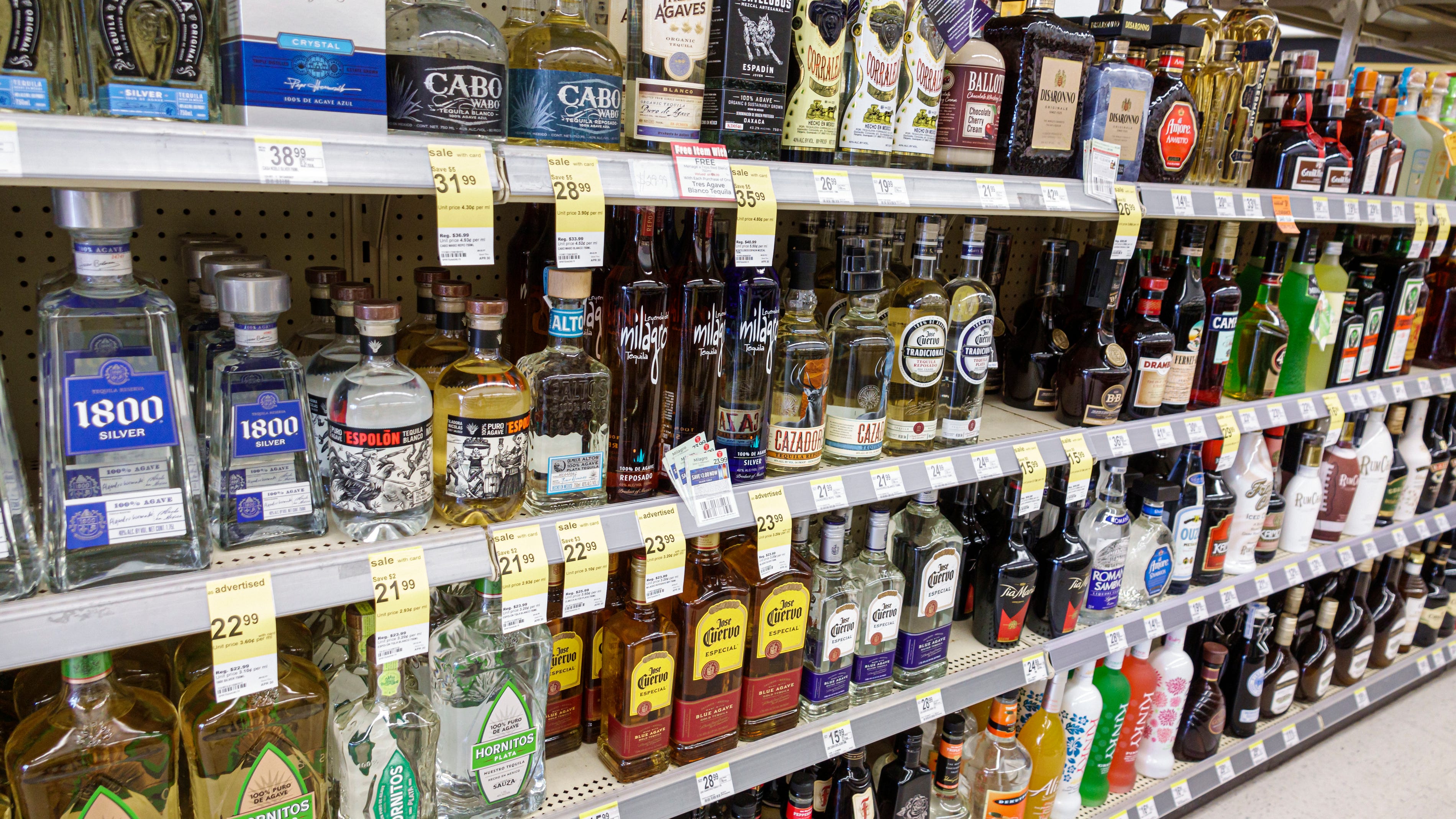 Former LI butler arrested at airport for buying $6K in liquor using employer's info