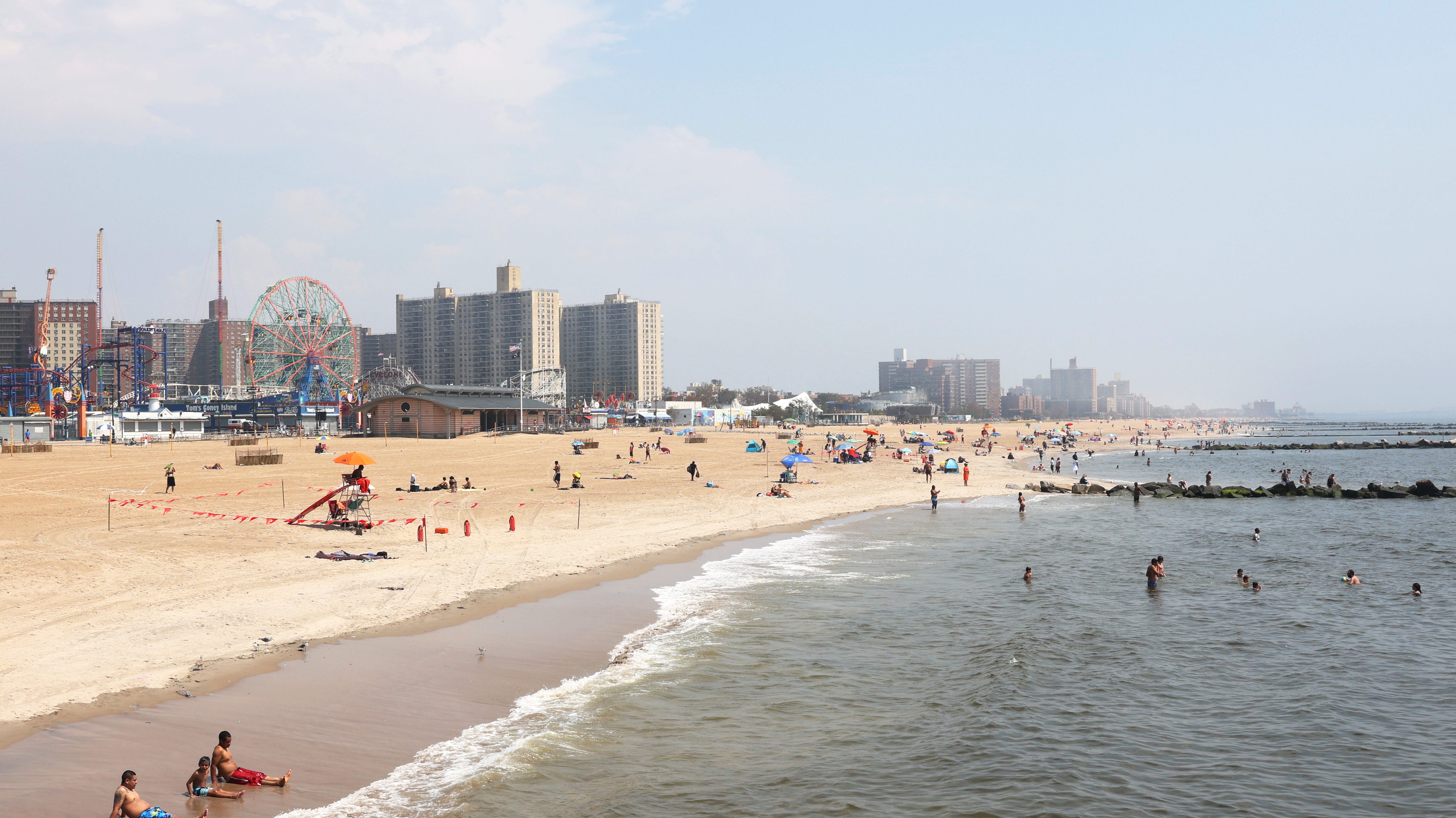 Mobile vaccines coming to NYC beaches, parks starting Memorial Day weekend