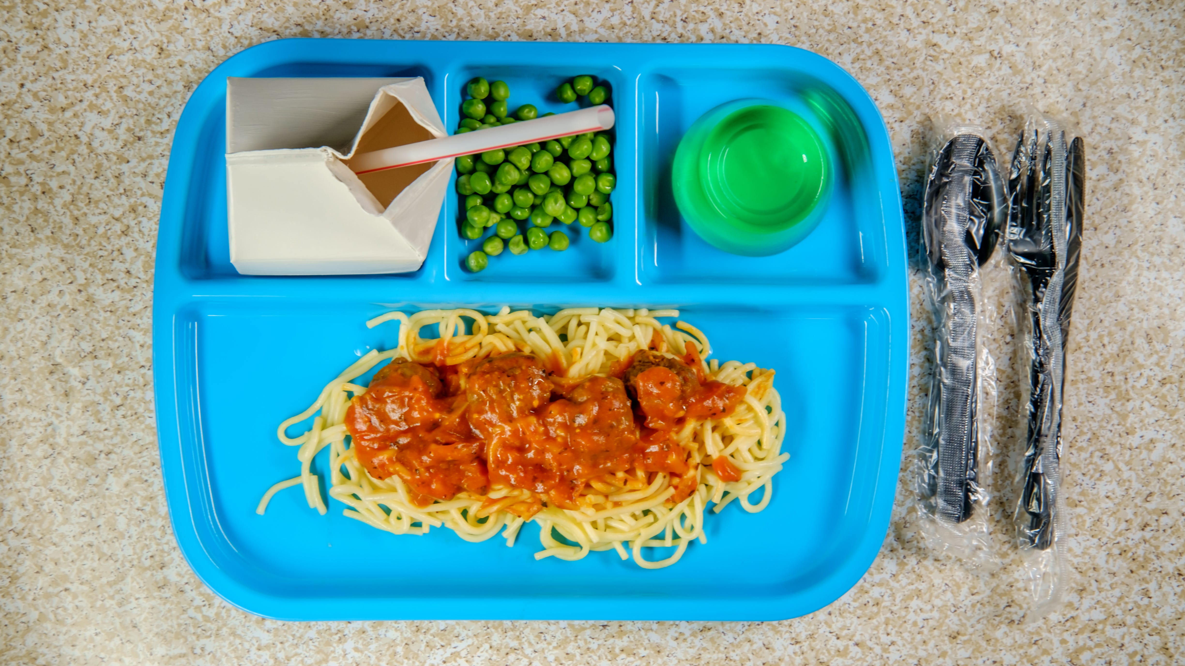 Fort Worth ISD offering free meals to kids during summer