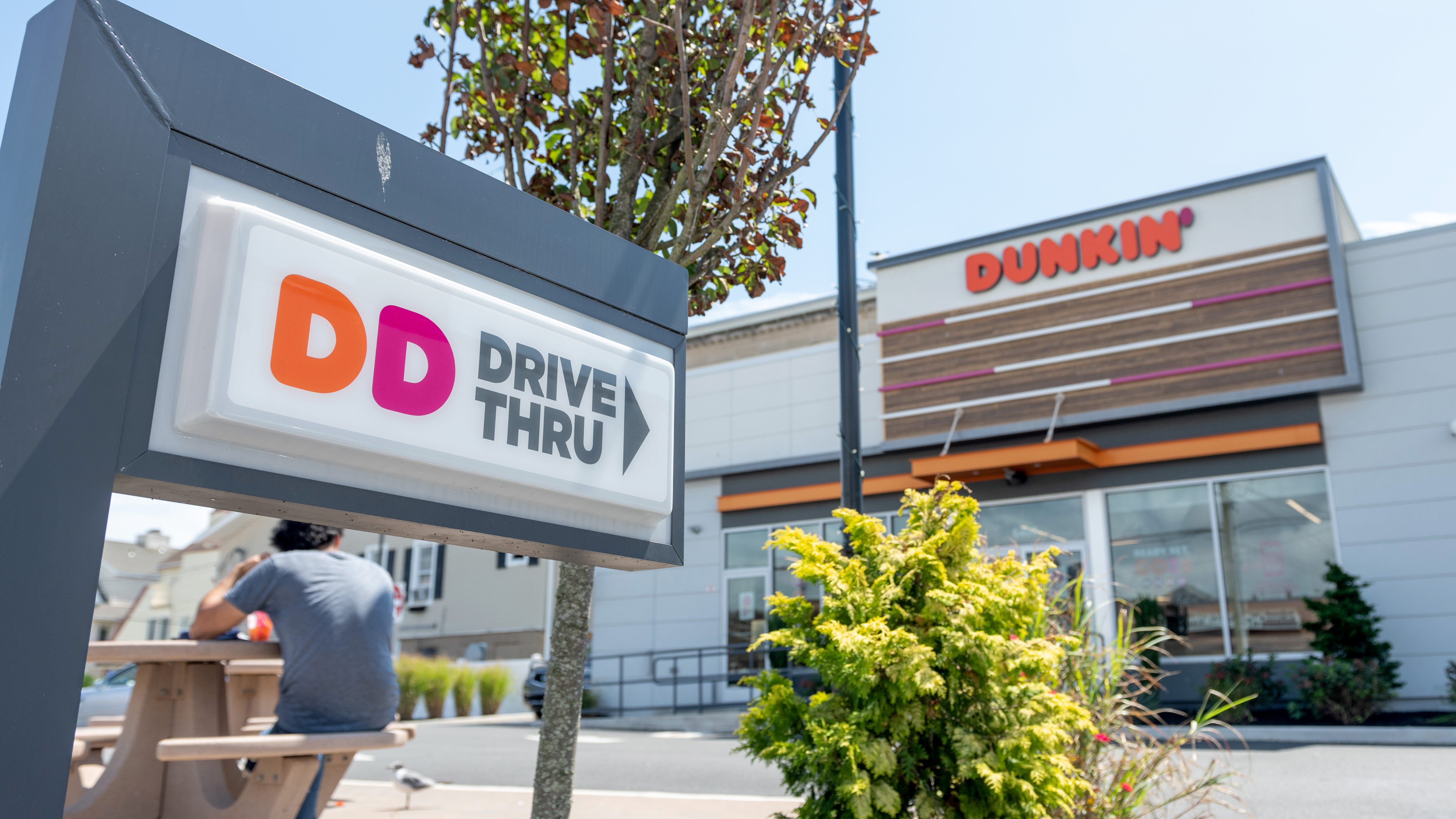 2 more NJ lawsuits filed against Dunkin' for severe coffee burns