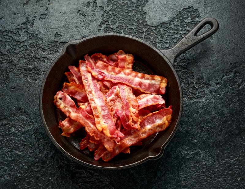 Bacon in skillet