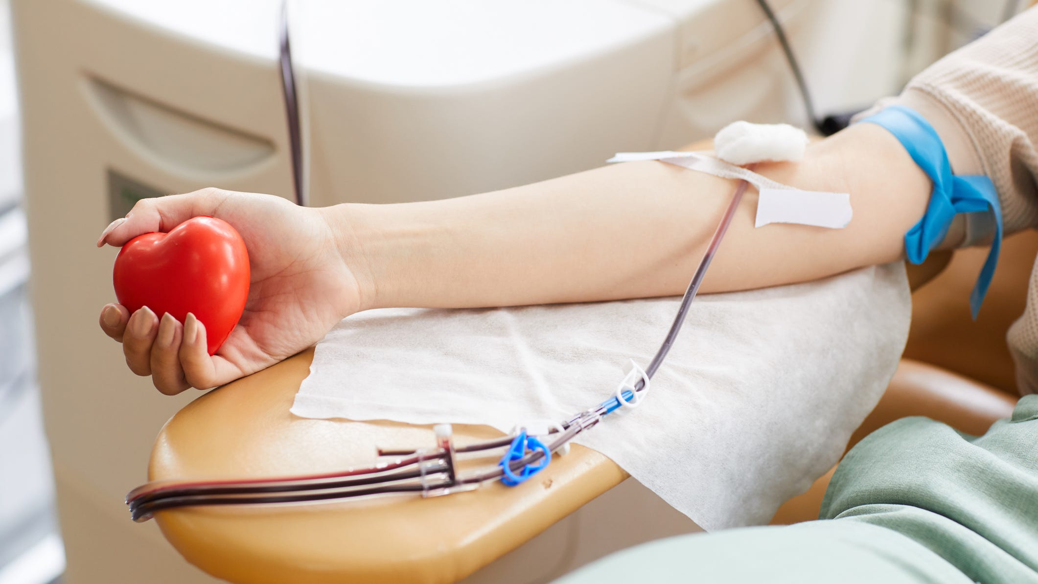 American Red Cross declares very first national blood crisis; find where, when to donate in Detroit this weekend