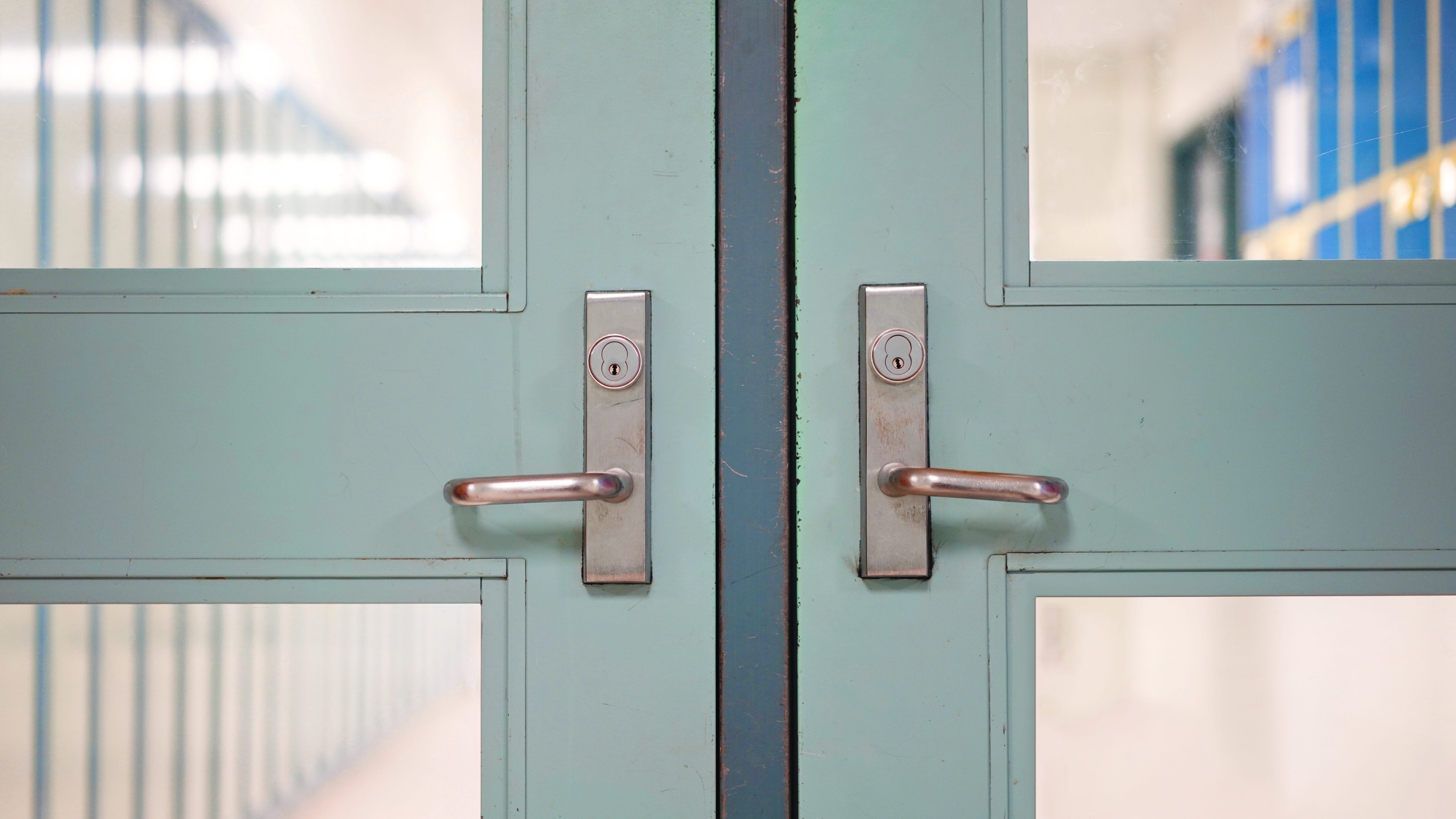 Gov. Abbott wants schools to check their doors