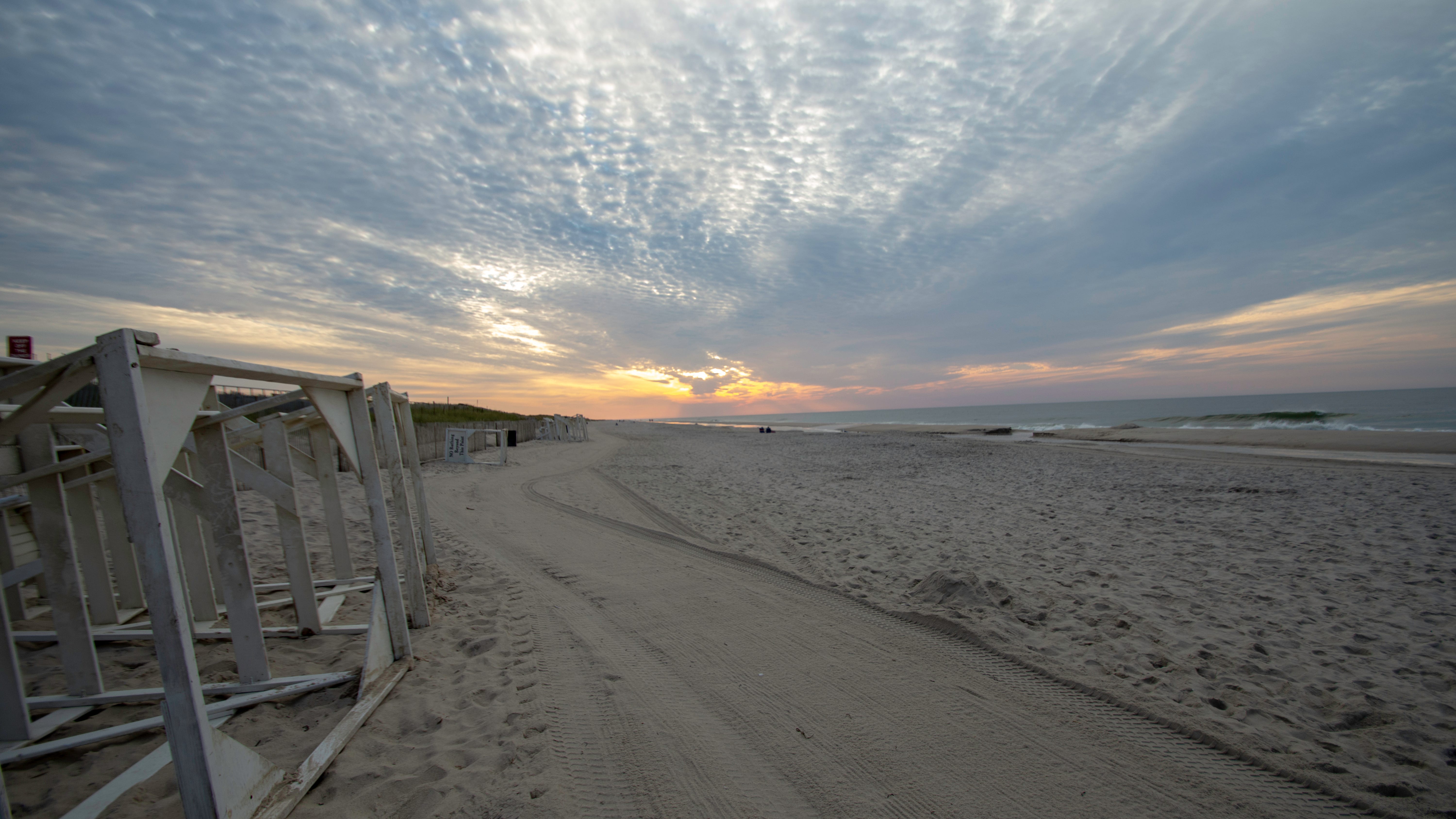 Human remains found in sand at Suffolk County beach