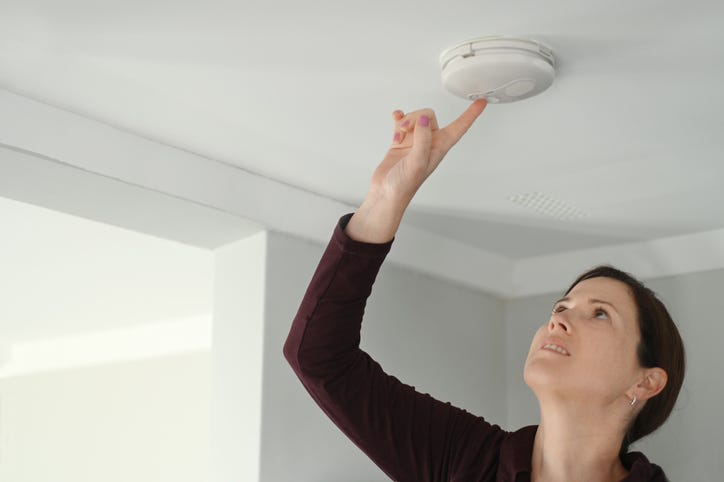Cehekcing Smoke Alarms