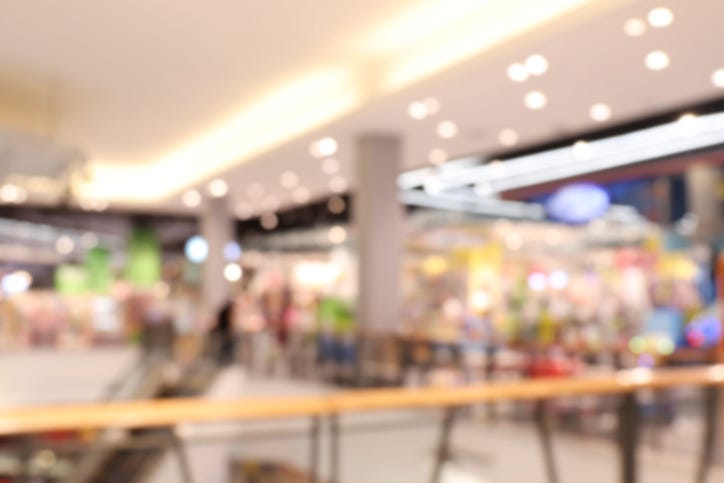 Blurred food court.