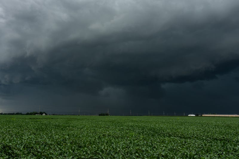 Incoming Derecho approaching across the corn fields in August 2020