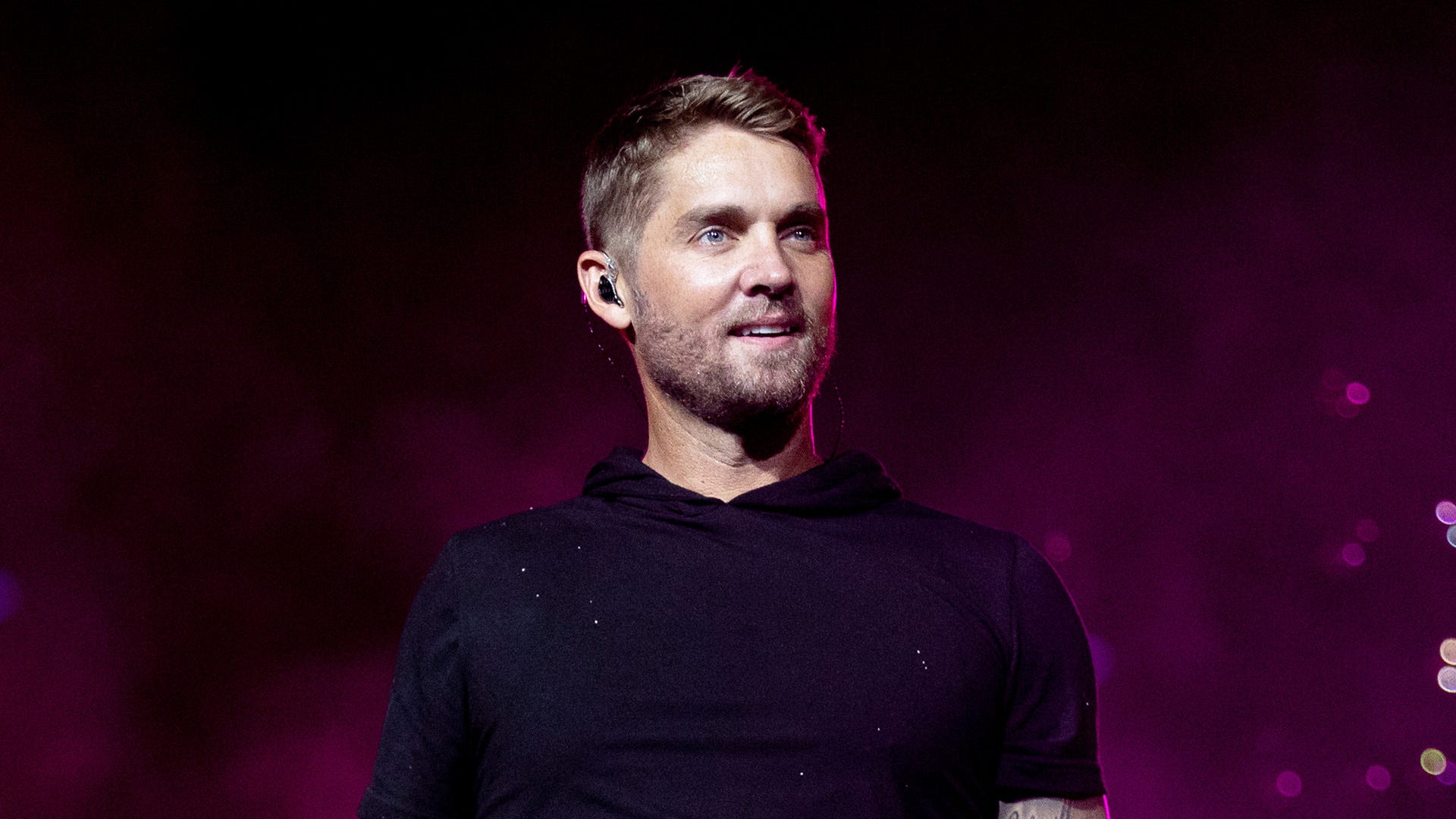 Brett Young is welcoming another little 'Lady' after a sweet gender reveal on 'The Kelly Clarkson Show'