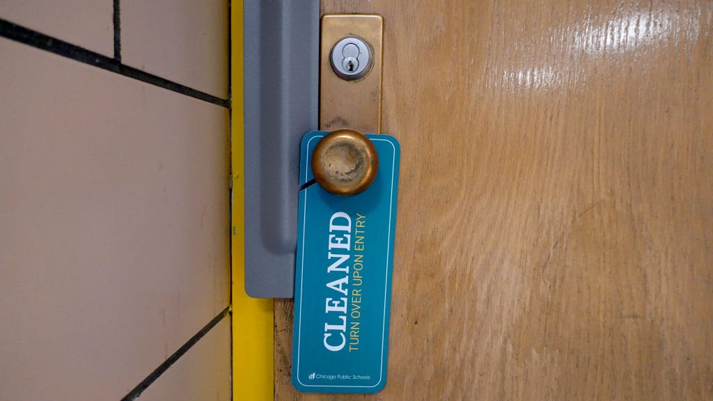 Chicago Public Schools rolls back COVID safety protocols; Teachers union frustrated