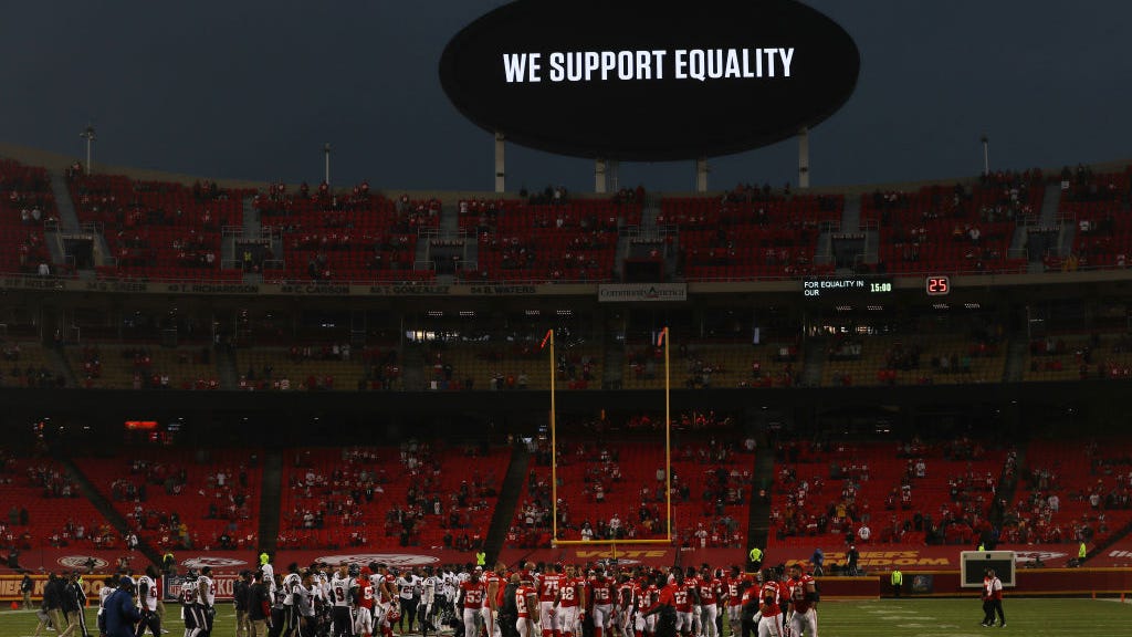 J.J. Watt on Booing During Moment of Unity: 'I Don't Fully Understand That'