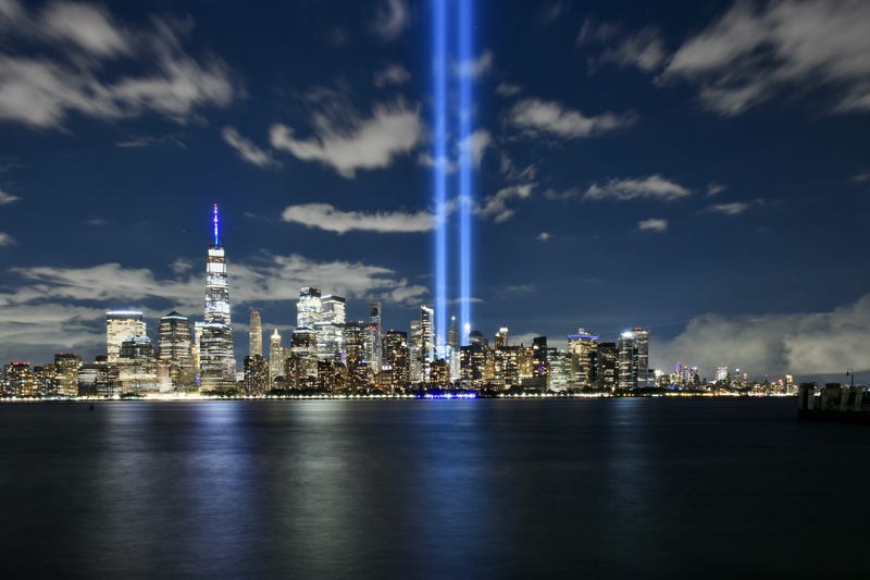 World Trade Center lights tribute on 9/11