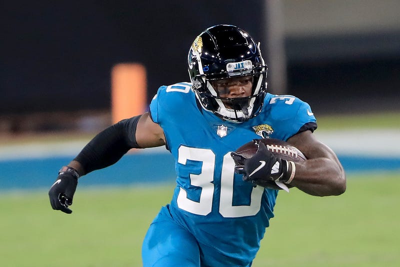 Jaguars rookie James Robinson gets to steppin'