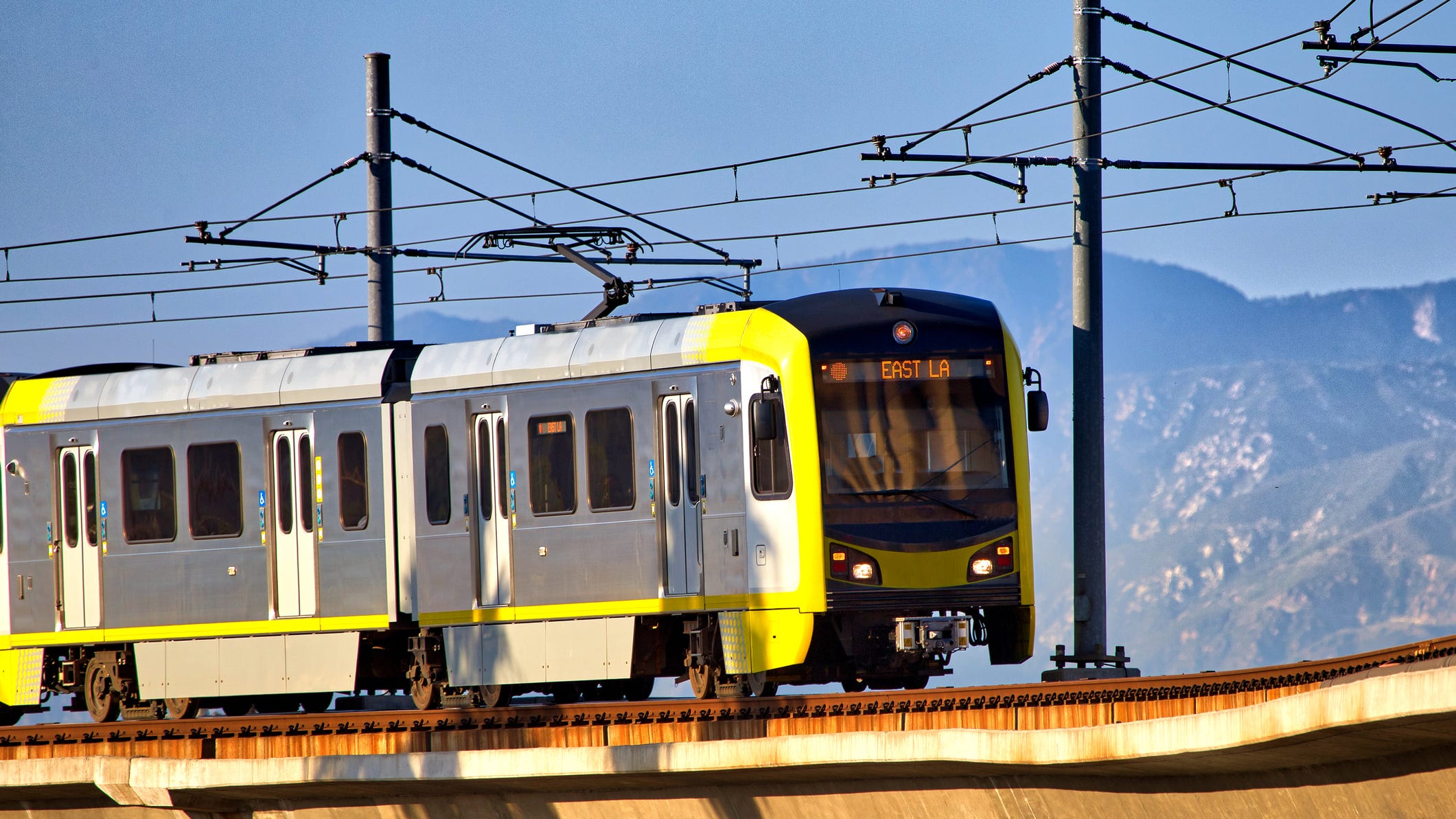 L.A. police increase Metro patrols following Brooklyn Subway attack
