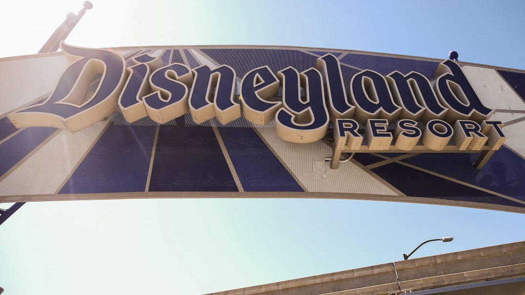 LIST: When is your favorite theme park reopening in California?
