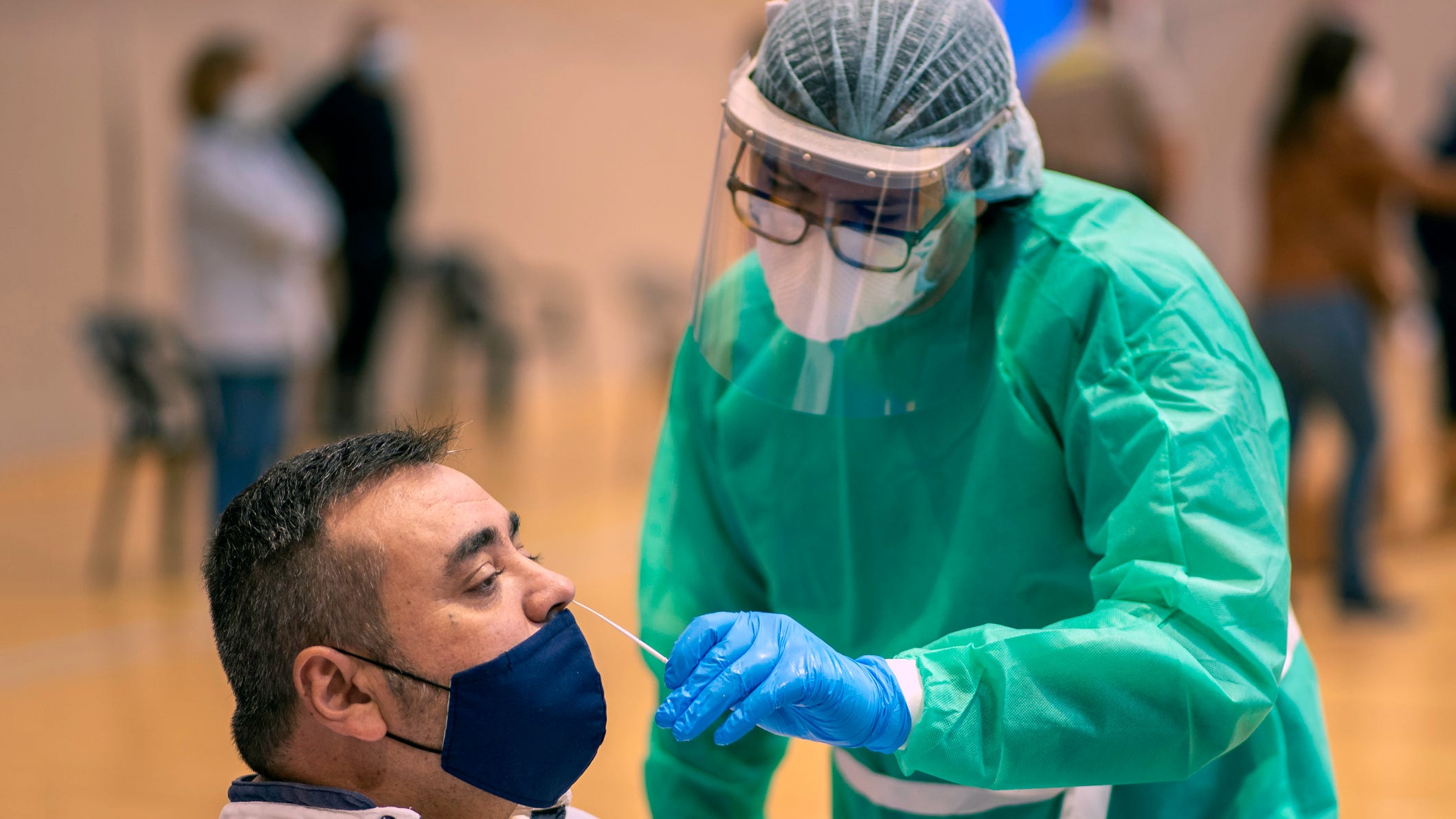 Overwhelming demand for COVID tests straining St. Louis urgent cares