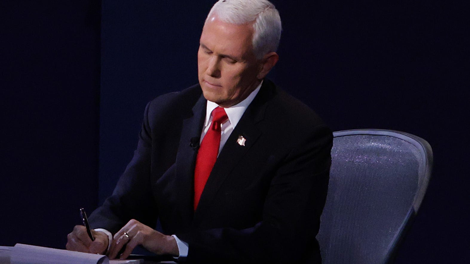 VIDEO: Social media explodes as fly steals show at VP debate
