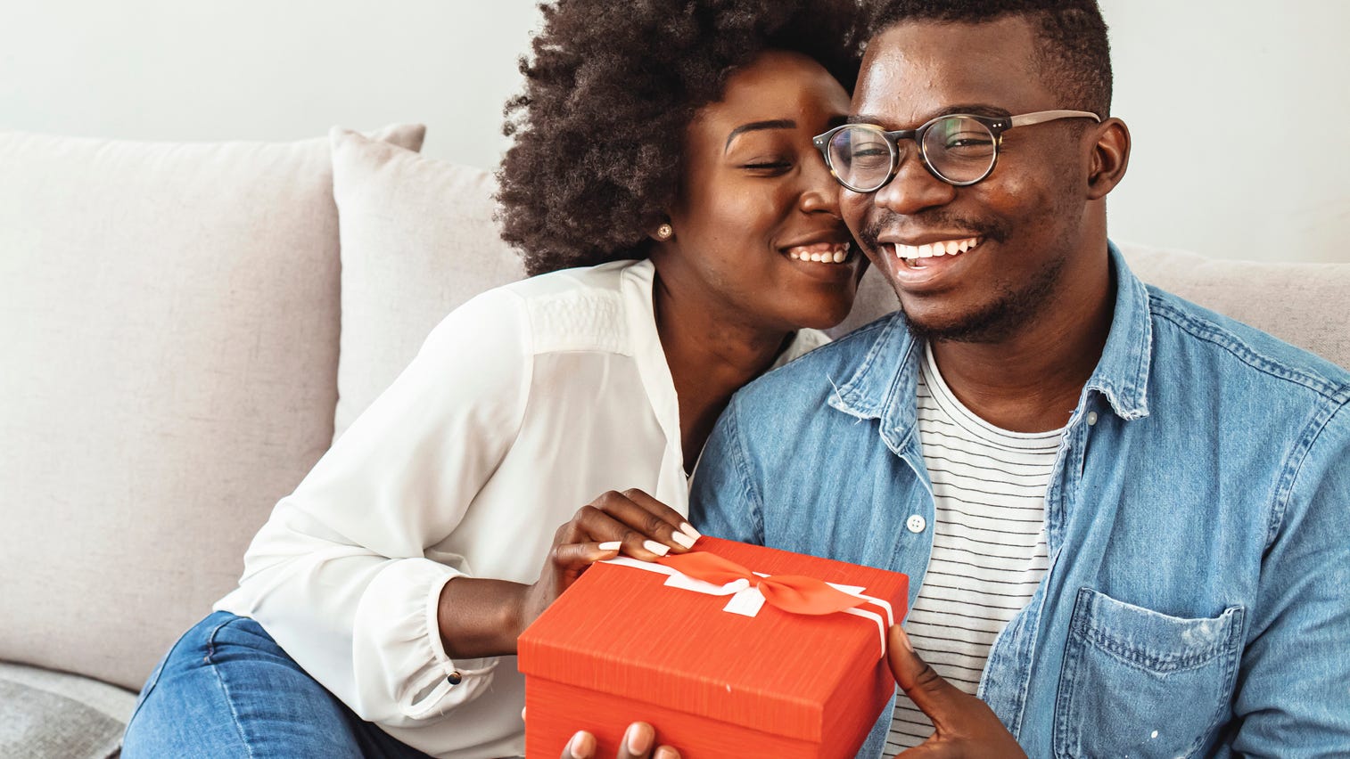 11 last-minute Valentine's Day gifts for the guy that's hard to shop for
