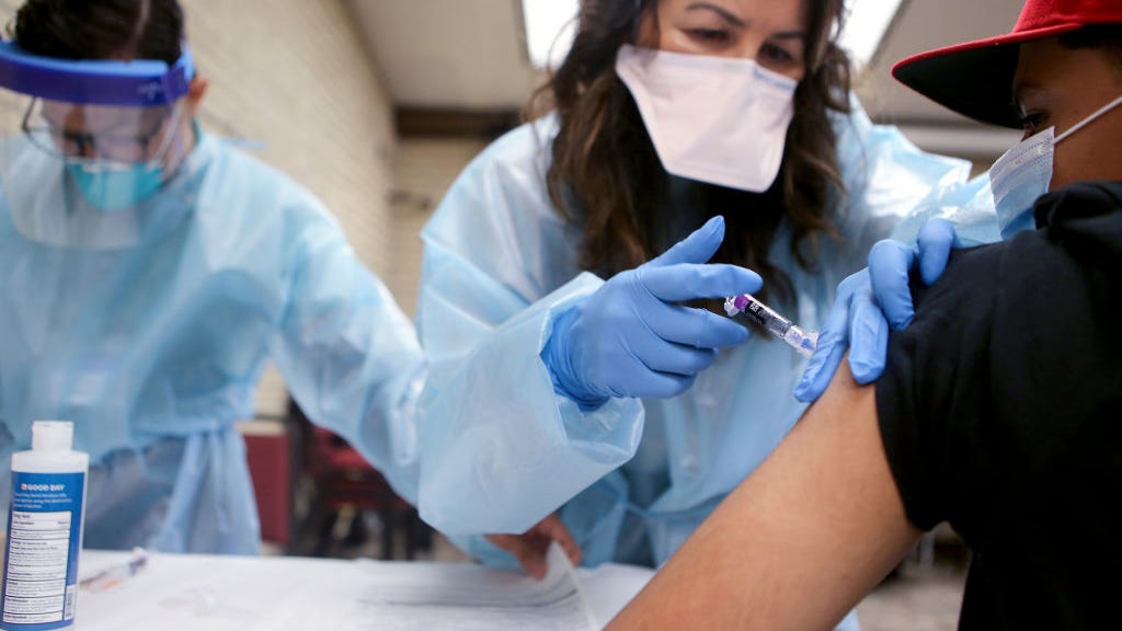 This Bay Area county is requiring health workers to get flu shot