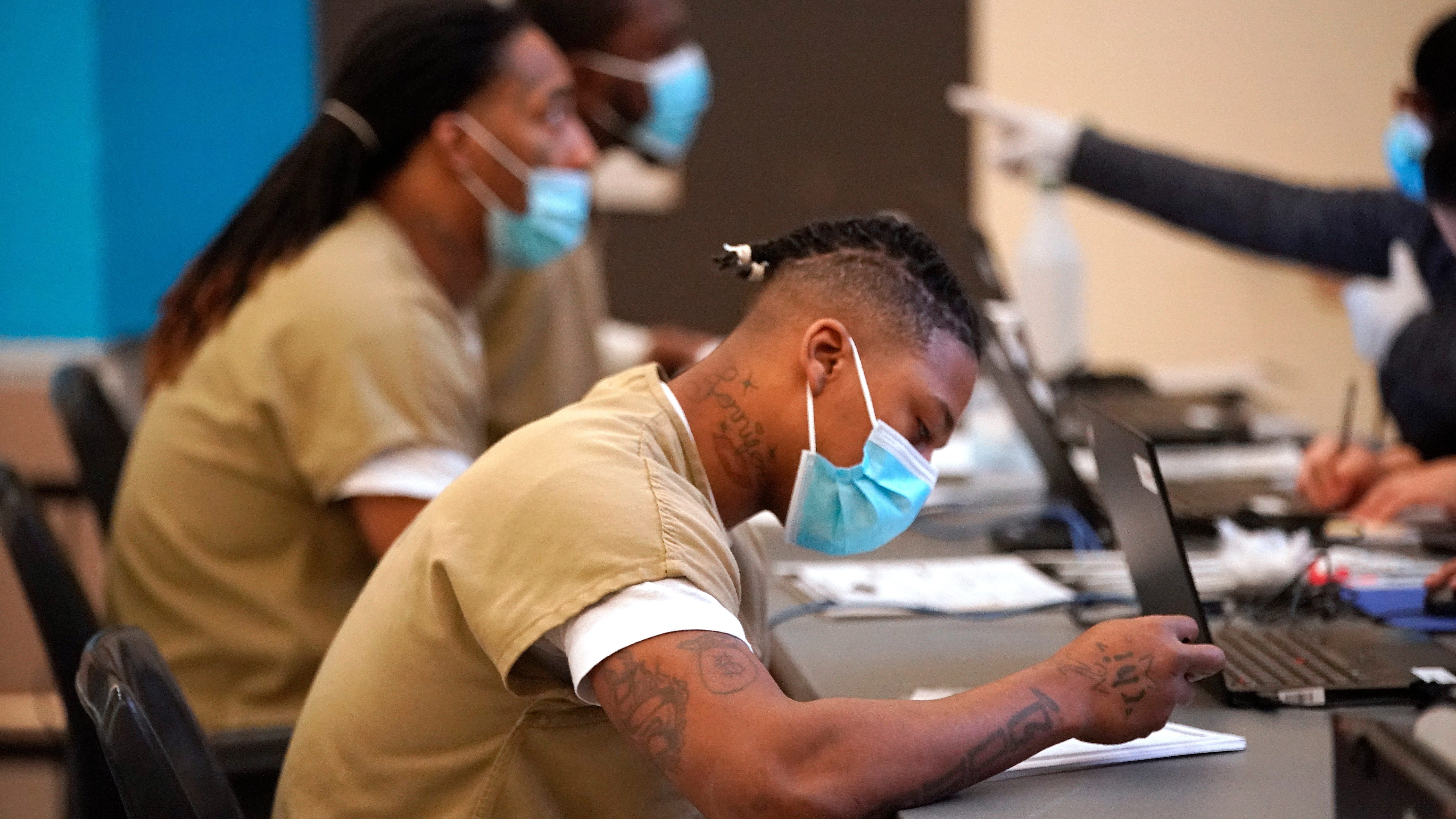 Illinois state Rep. LaShawn Ford calls for better support of those with criminal history