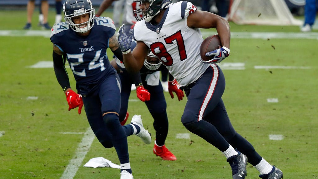 Texans releasing TE Darren Fells: reports
