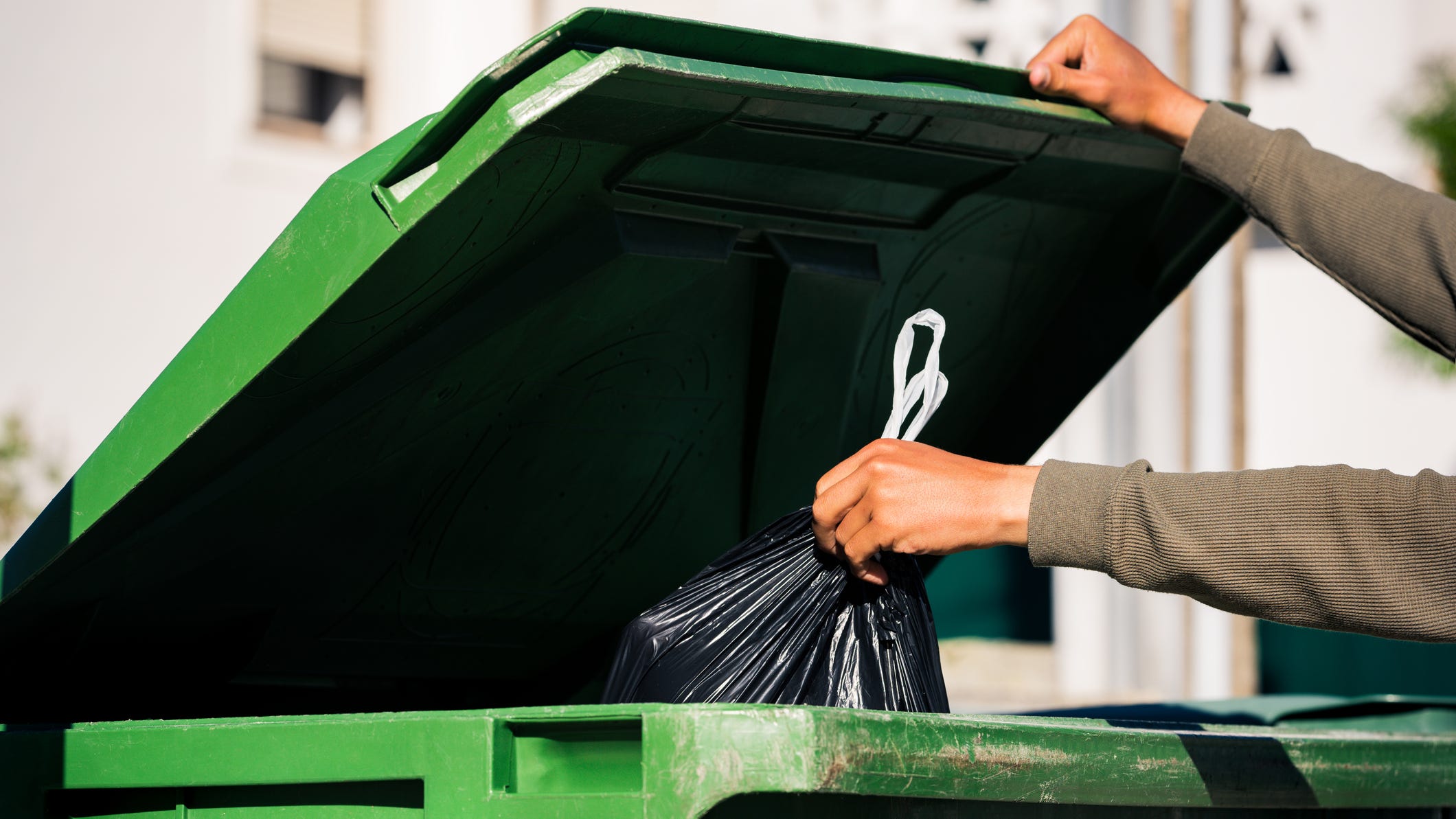 Huntington Beach officials hopeful trash collection strike ends this week