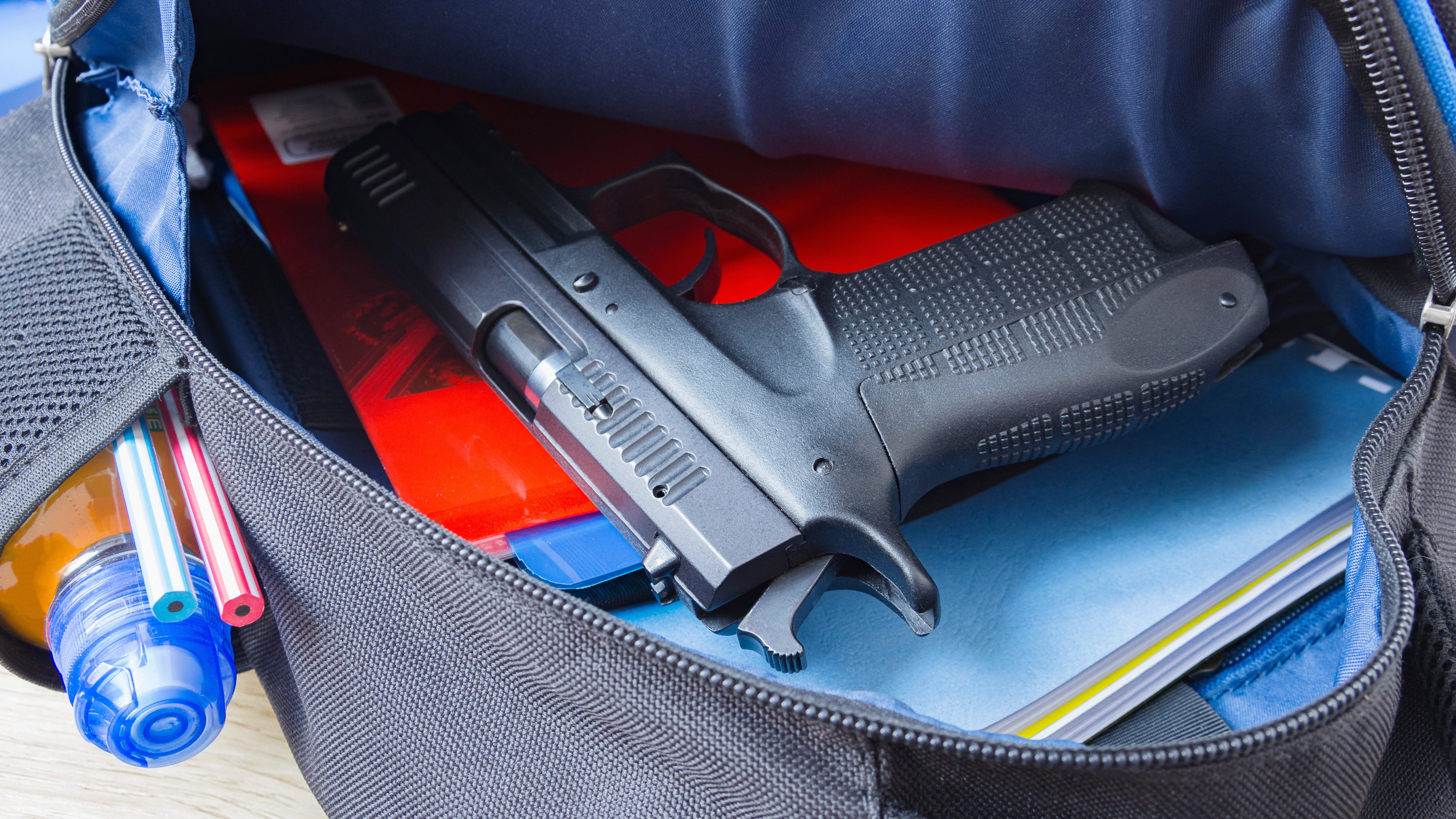 Teen arrested for taking loaded gun to Royse City High School
