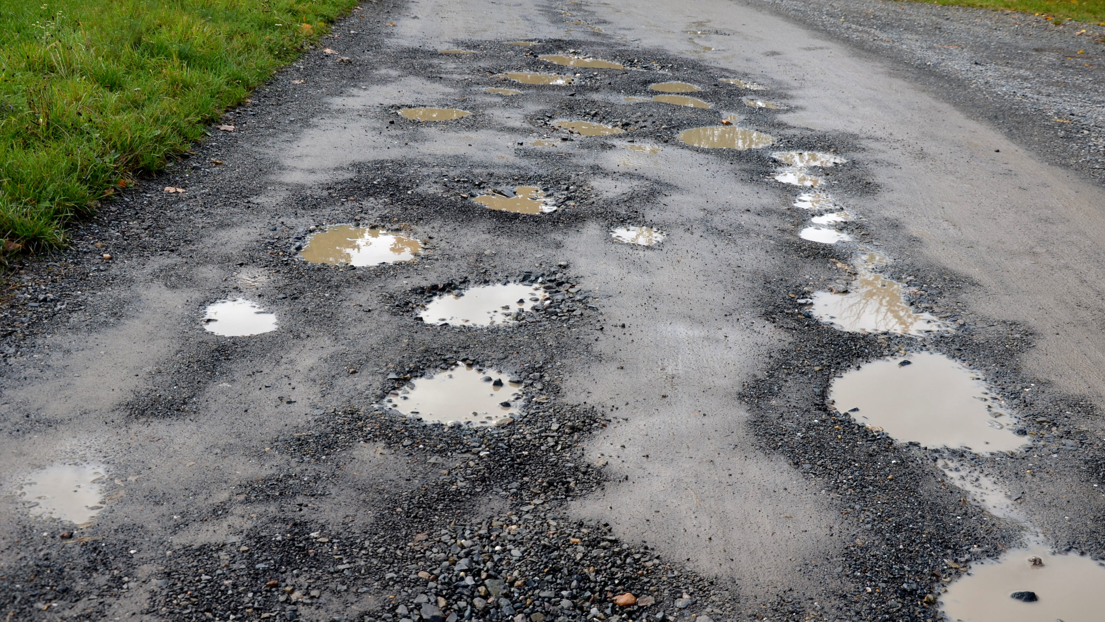 AAA: Pothole damage cost Michigan drivers $26.5B in 2021 – how to protect your car on crumbling roads