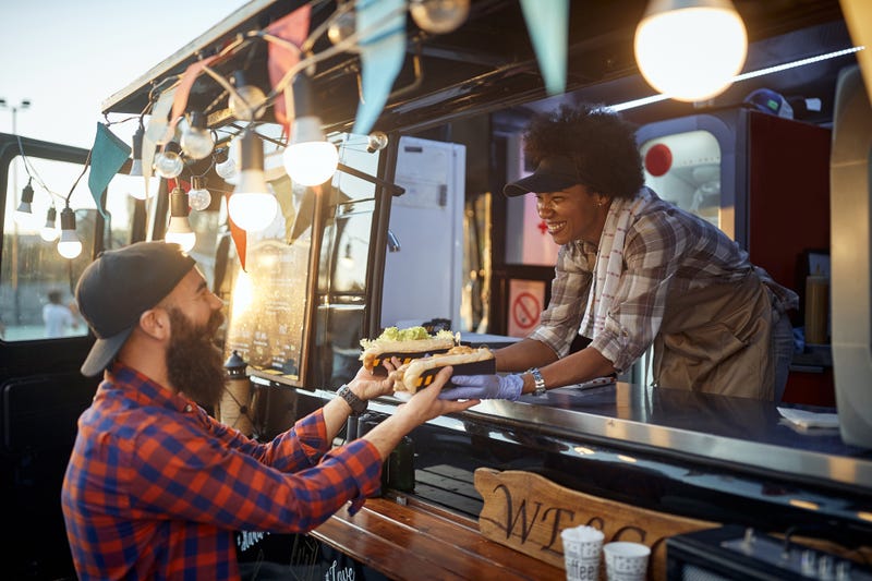 Dallas to loosen restrictions on food trucks and other mobile food options